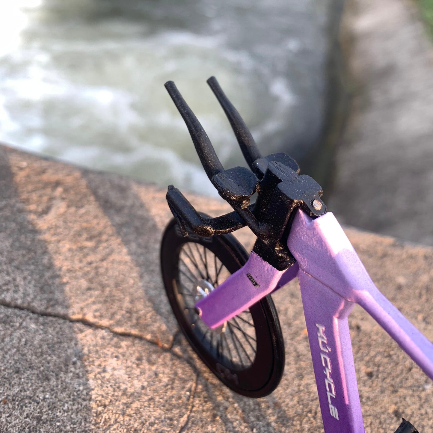 KU CYCLE - Handmade Miniature Bicycle