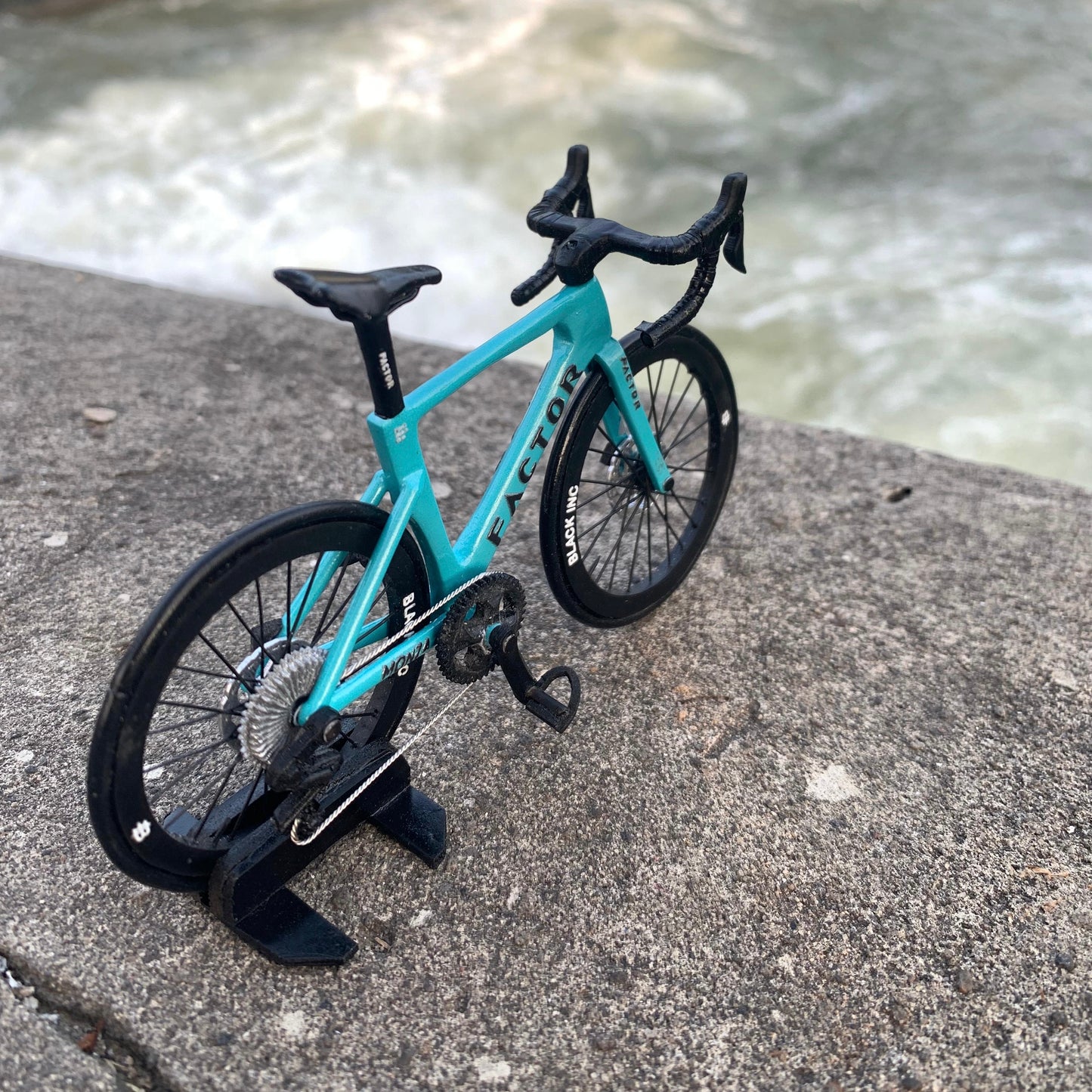 FACTOR MONZA - Handmade Miniature Bicycle