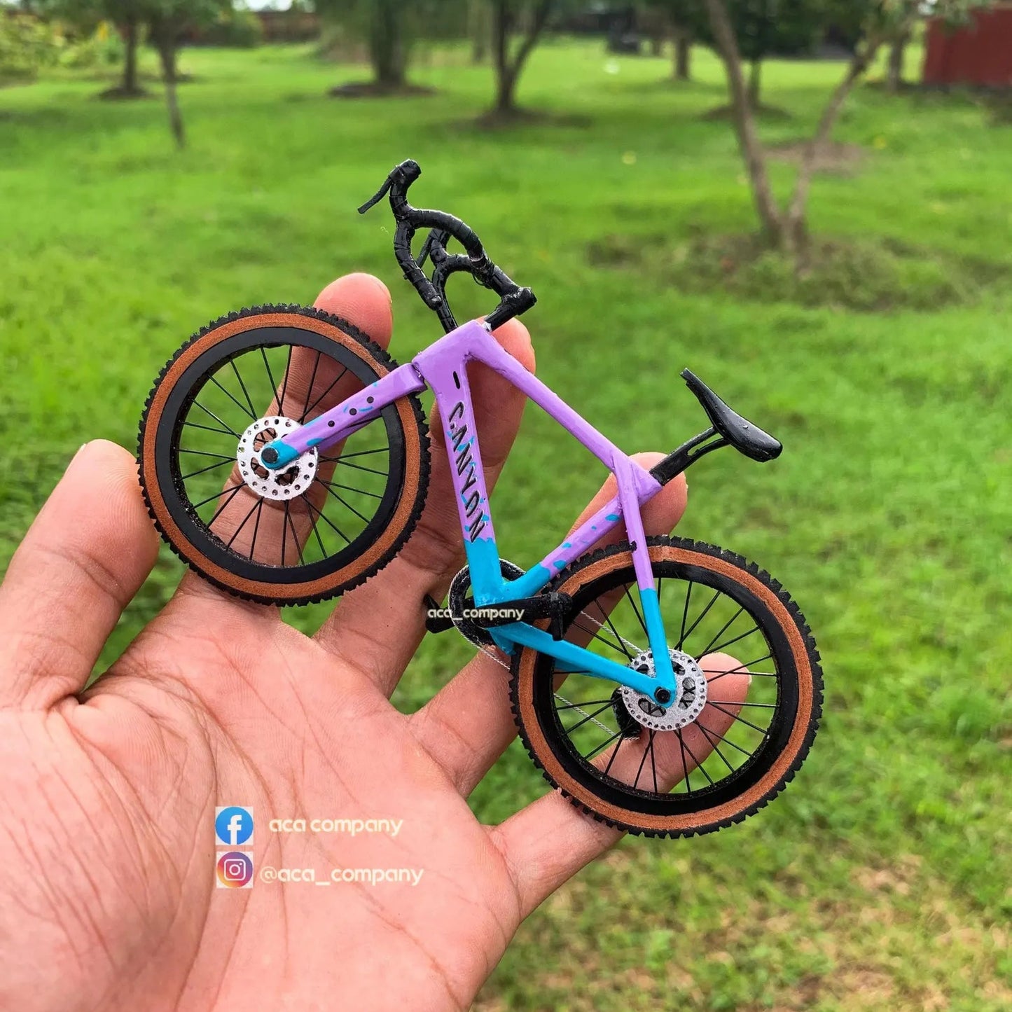 CANYON GRIZL - Handmade Miniature Bicycle
