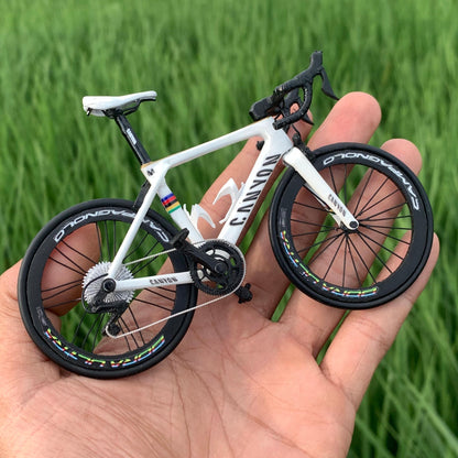 CANYON ULTIMATE - Handmade Miniature Bicycle