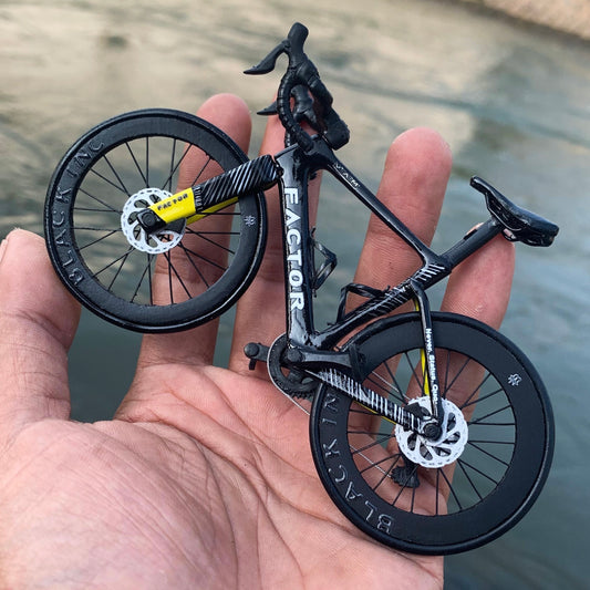 FACTOR OSTRO VAM - Handmade Miniature Bicycle