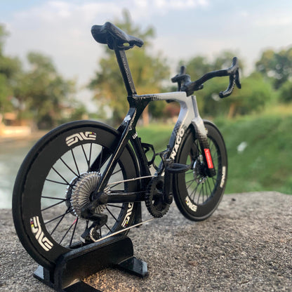 COLNAGO Y1Rs - Handmade Miniature Bicycle