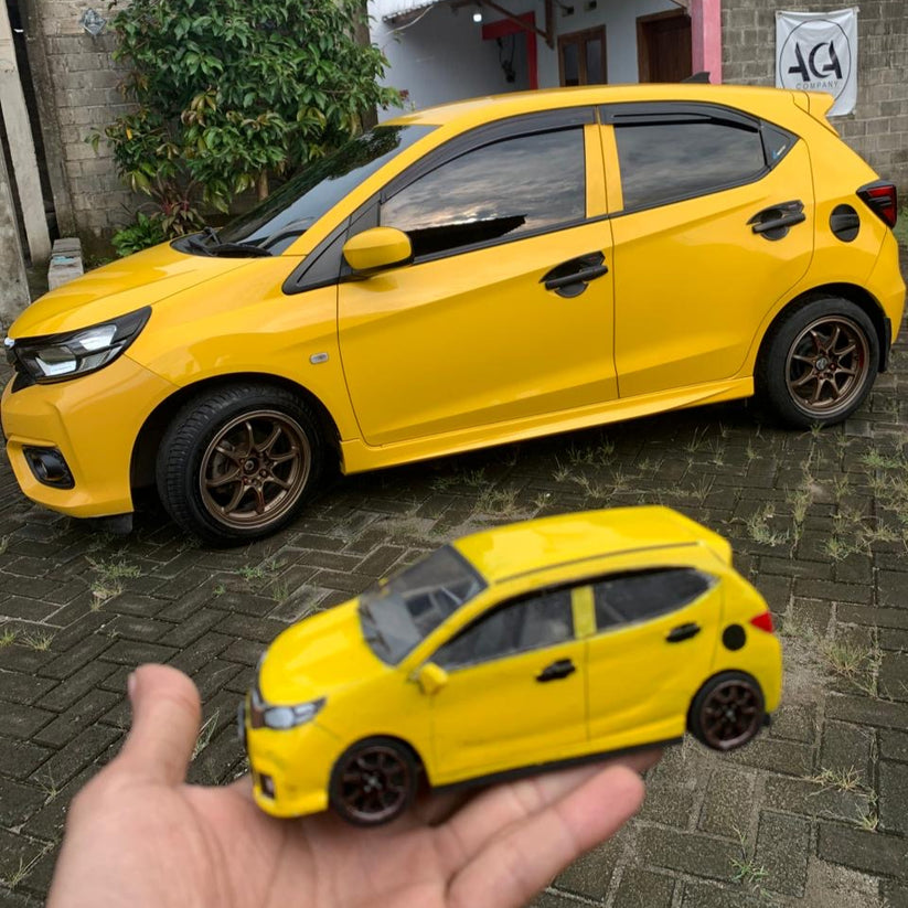 CUSTOM MADE - Miniature Replica of YOUR Car 1:24 – Making Your Minis