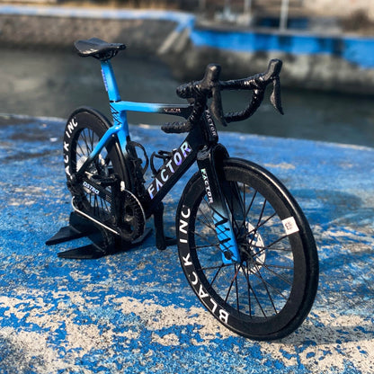 FACTOR OSTRO VAM - Handmade Miniature Bicycle