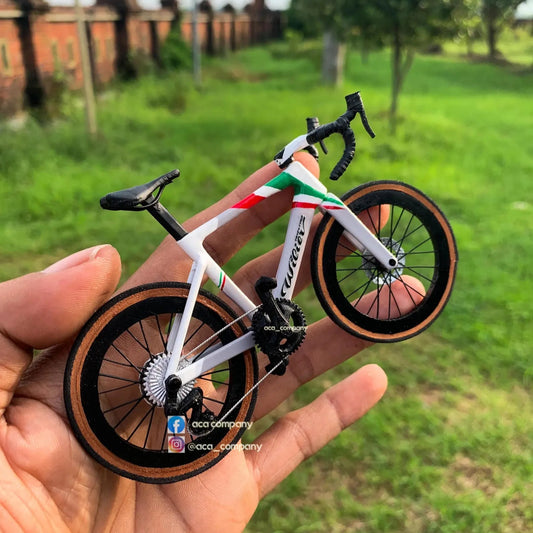 WILIER FILANTE - Handmade Miniature Bicycle Red, Green and White