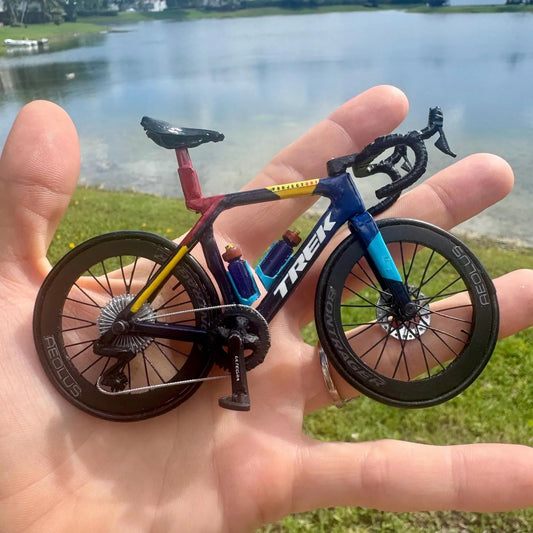 TREK MADONE - Handmade Miniature Bicycle