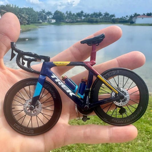 TREK MADONE - Handmade Miniature Bicycle